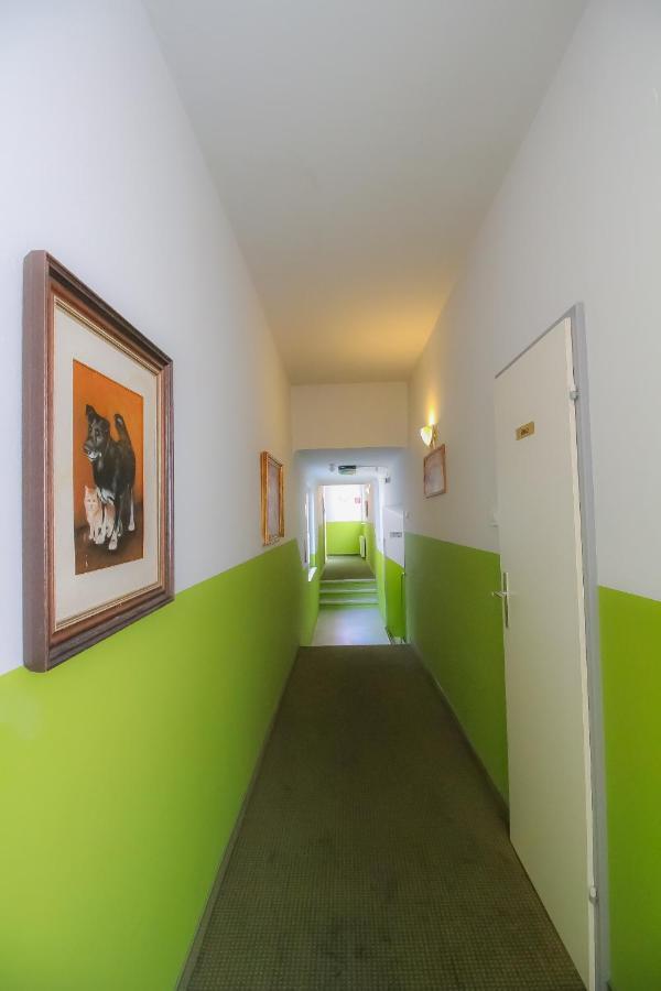 Deluxe Apartment 5P Bs Vienna Luaran gambar