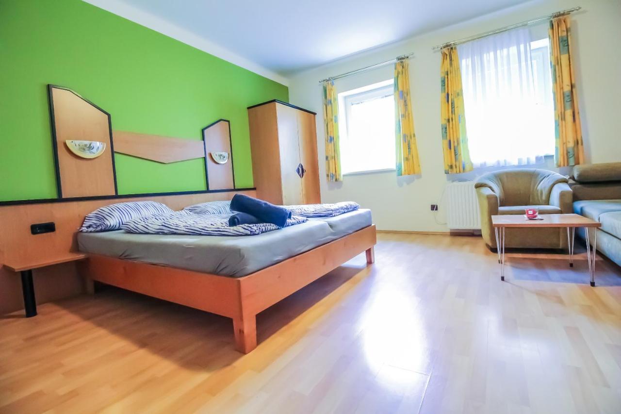 Deluxe Apartment 5P Bs Vienna Luaran gambar